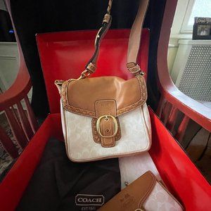 Coach Shoulder Bag with matching Wallet